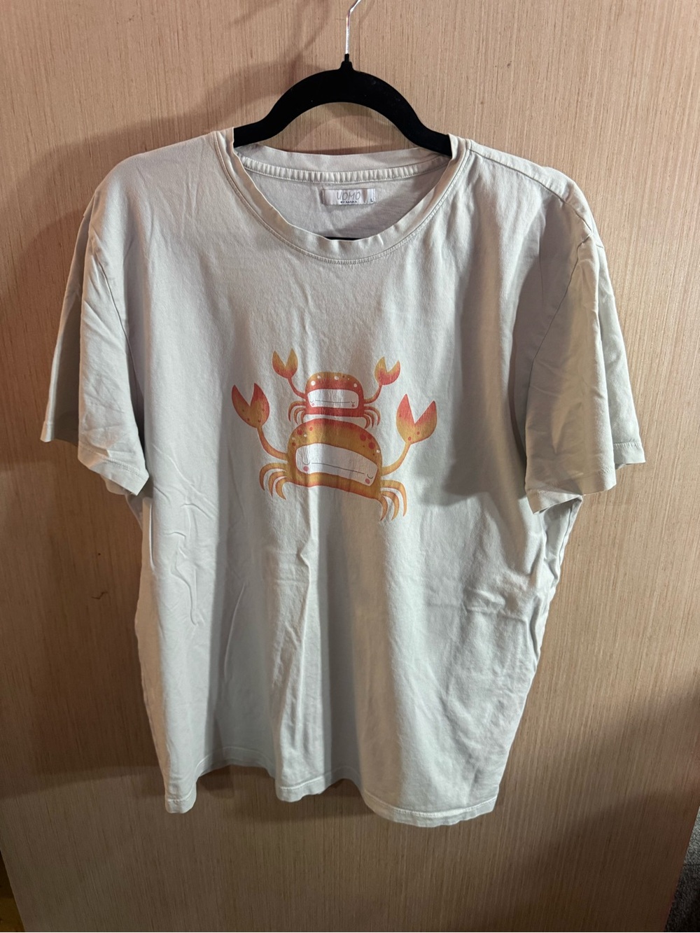 Men's Uomo by Nara Cream Graphic Crab T-Shirt Size Large